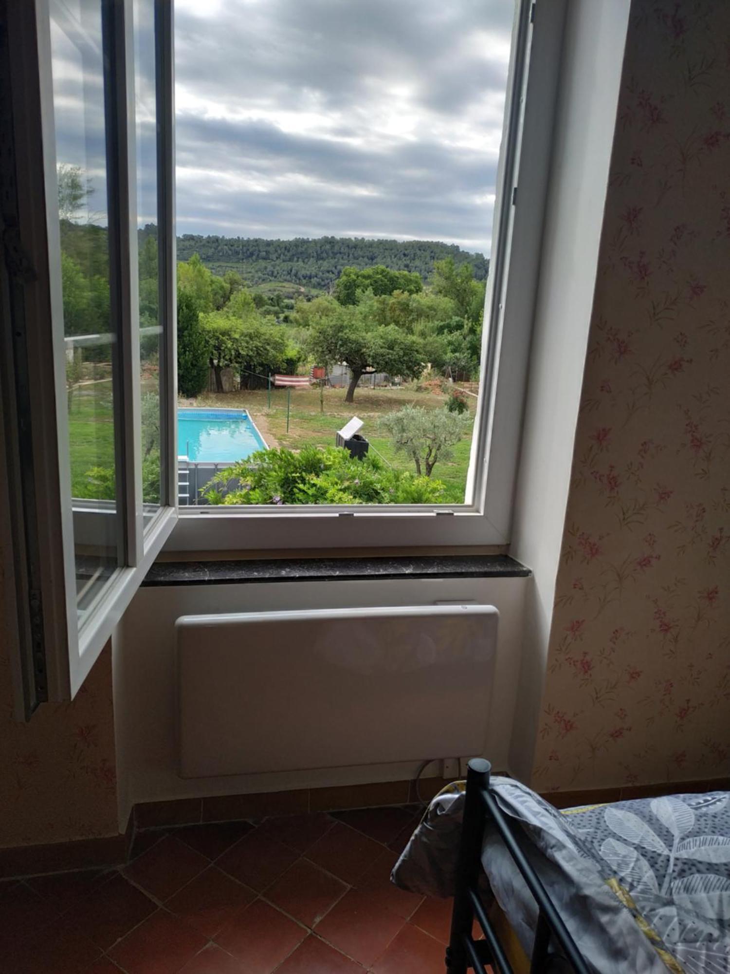 Chambre D'Hotes De Lamy 1 Pierrerue  ภายนอก รูปภาพ